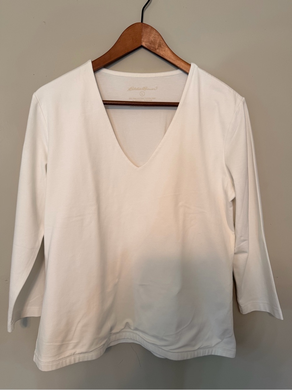Eddie Bauer White Pima Cotton V-Neck Top Size L